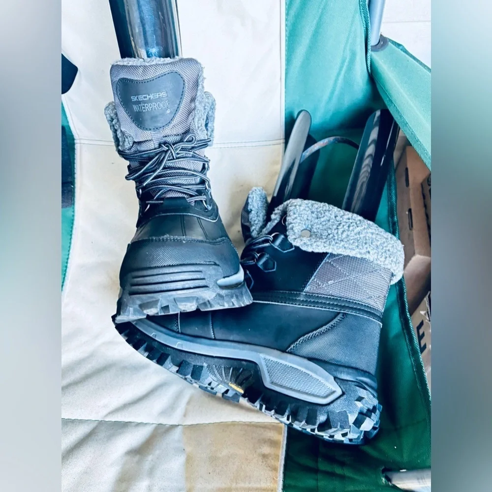Skechers Men's Relaxed Fit: Trekson - Wilder waterproof boots